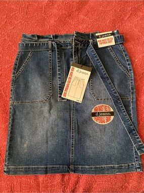 d. jeans Dark Blue Denim High-Rise Skirt with Contrast Stitching